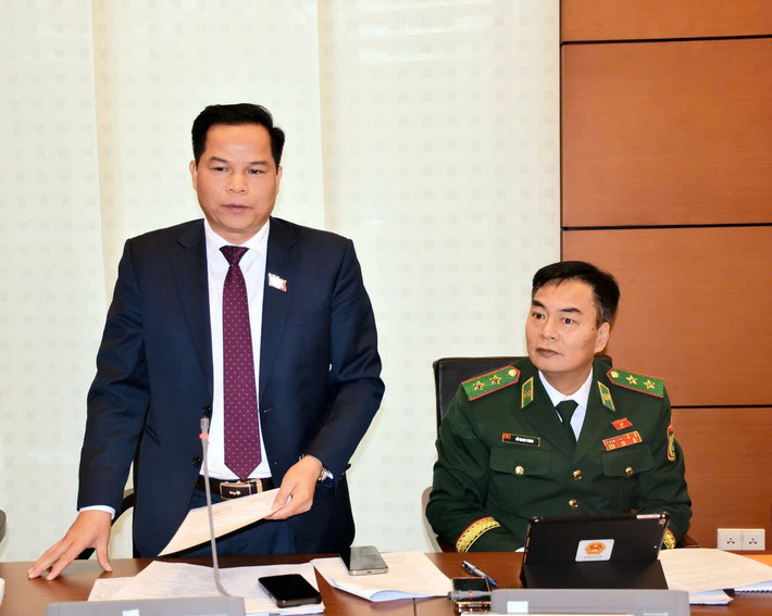 ĐBQH Bế Minh Đức (Cao Bằng) phát biểu. Ảnh: Bách Hợp z6310779381790-7c9625159f4c18961c7b048608a970bf.jpg