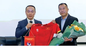 Huấn luyện viên Nhật Bản Okiyama Masahiko dẫn dắt đội tuyển nữ U17 và U20 Việt Nam