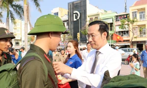 Kiên Giang: Hơn 1.700 thanh niên hăng hái lên đường thực hiện nghĩa vụ quân sự