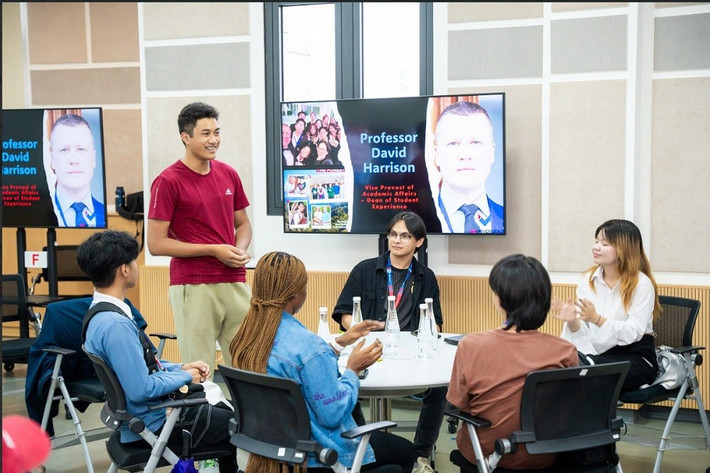 Một lớp học đa văn hóa tại trường Đại học VinUni Anh 3.jpg