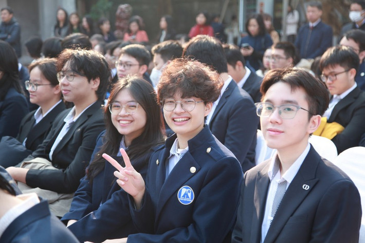 Học sinh Hà Nội tham dự Kỳ thi chọn học sinh giỏi quốc gia THPT năm học 2024-2025 img-0050.jpg