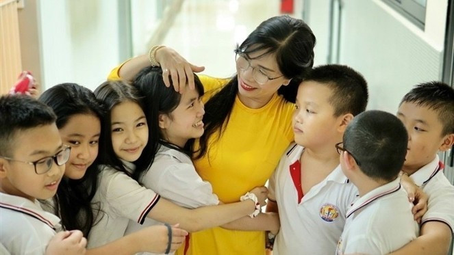 Vai trò của thầy, cô giáo với học sinh và phụ huynh sẽ có nhiều thay đổi khi Thông tư 29 có hiệu lực thay-co-1700436293202.jpg