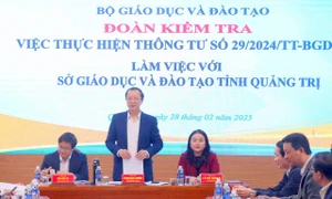  Bộ Giáo dục và Đào tạo kiểm tra, khảo sát việc quản lý dạy thêm, học thêm tại Quảng Trị