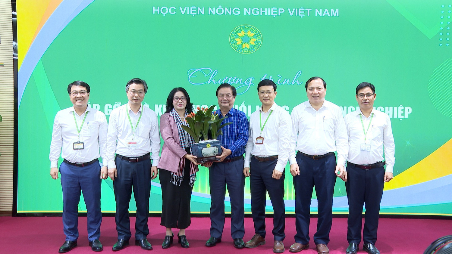 Phó Chủ tịch Quốc hội Lê Minh Hoan: Hãy cùng nhau làm khoa học vì một ...