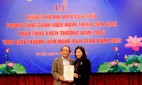 Giải thưởng Văn nghệ dân gian 2024: Nghiên cứu di sản văn hóa người Ca Dong được trao giải Nhất 