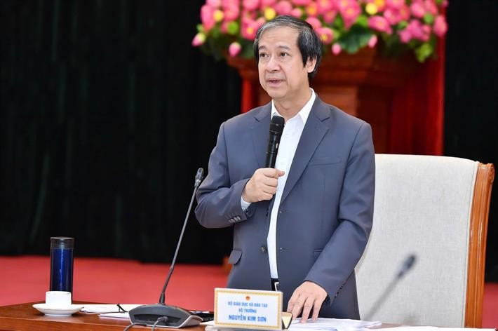 Bộ trưởng GD-ĐT Nguyễn Kim Sơn z64257361540805724d9fd48b9635584a312051a0a94ad.jpg