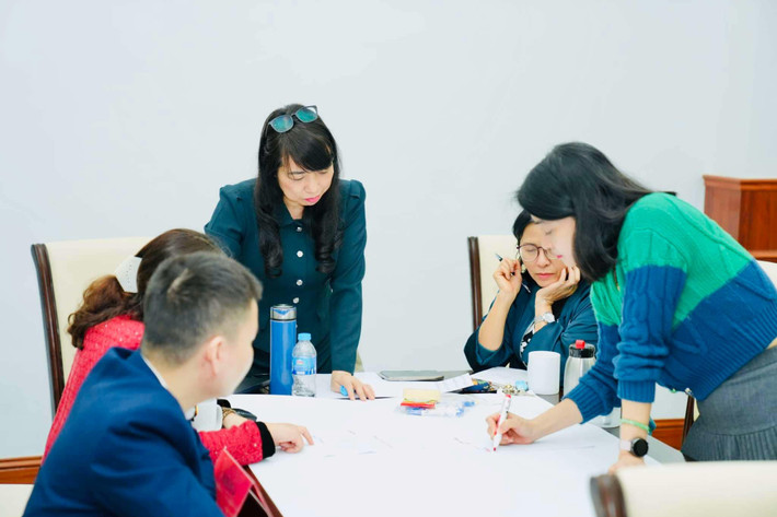 Các chuyên gia thảo luận tại Tọa đàm “Để trẻ em Việt lớn lên với tuổi thơ không áp lực” 03eb90f6-a7e3-4f43-b5a0-b357dae52faf.jpg