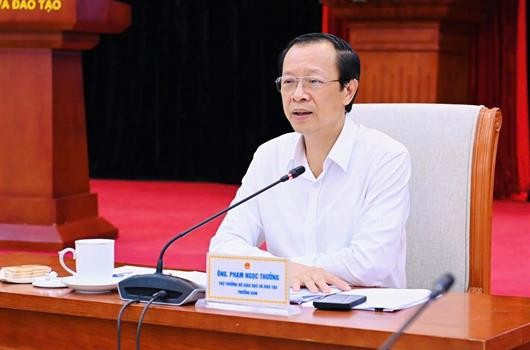 Thứ trưởng Bộ Giáo dục và Đào tạo Phạm Ngọc Thưởng z6260186315487f98fedaa662374042660bfc361df8570.jpg